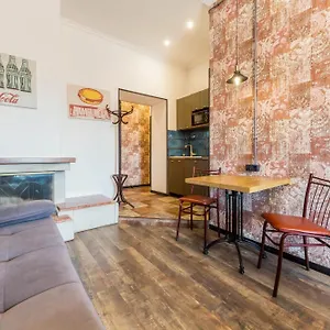 Dayflat Maidan Area Apartment